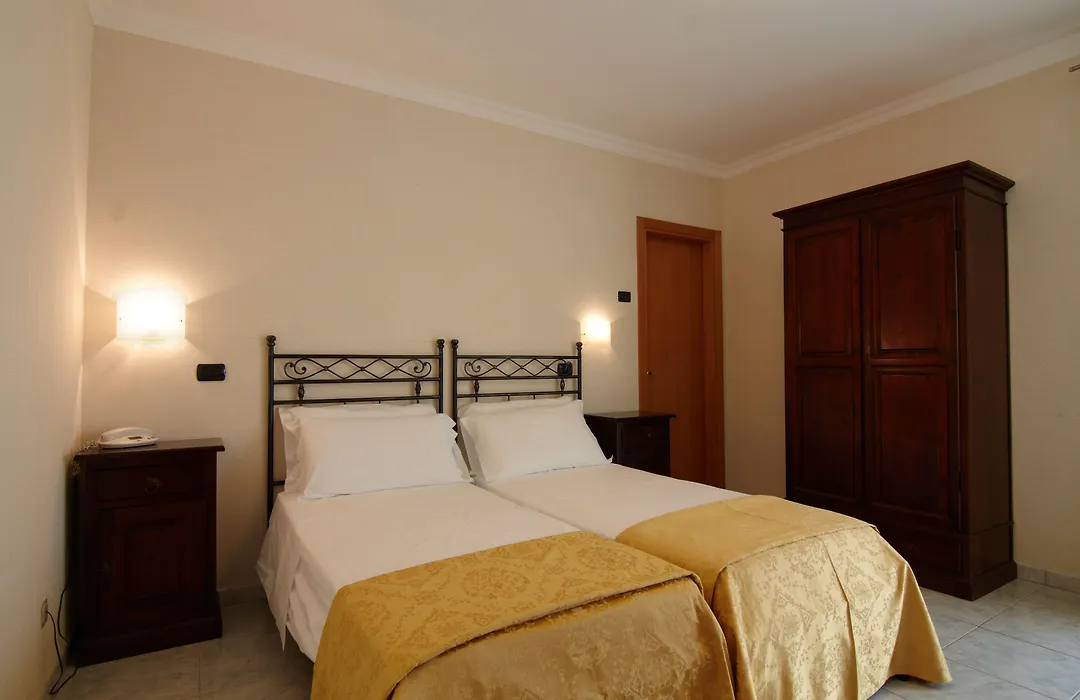 Hotel Villa San Pietro-1